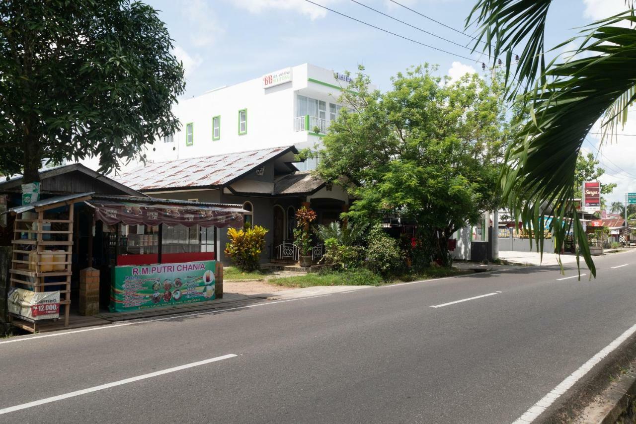 Audi Inn Hotel Tanjung Pandan Eksteriør bilde