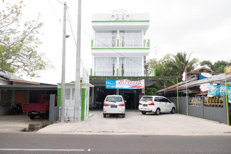 Audi Inn Hotel Tanjung Pandan Eksteriør bilde